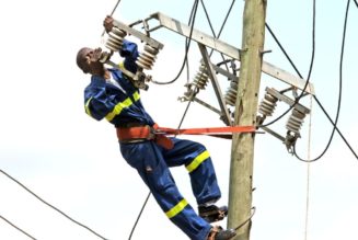 Manufacturers push for cheaper night electricity benefiting factories