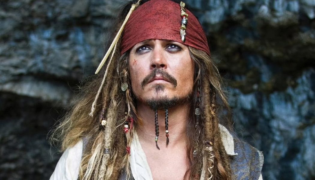 'Pirates of the Caribbean' Producer Wants To Bring Johnny Depp Back for Reboot