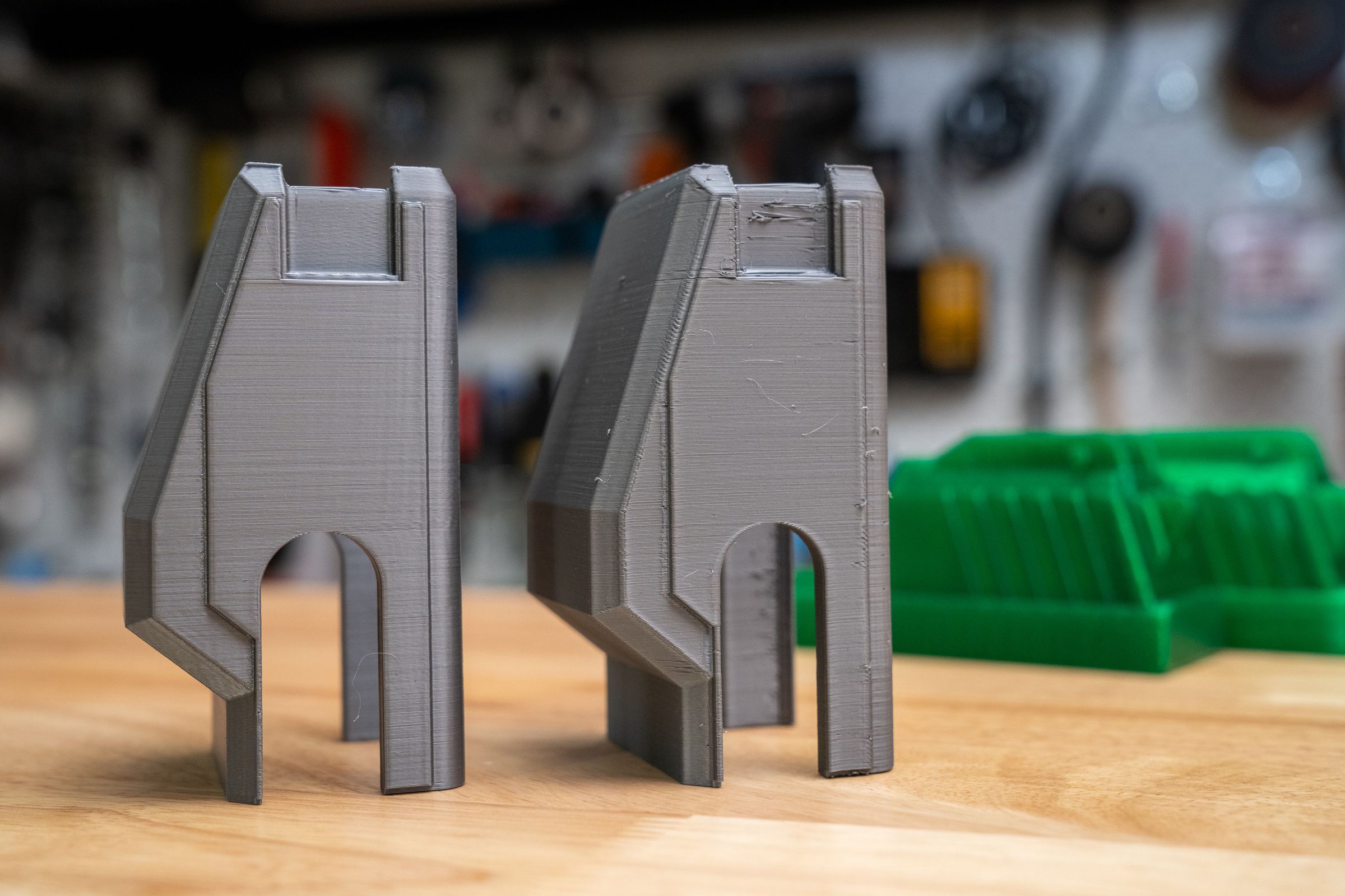 Another comparison between P1P (left) and K1C (right) with the silver PETG. 