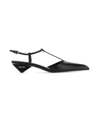 Best Price on the Market at Italist | Prada Black Leather Pumps