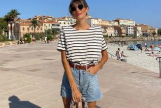 5 Tops French Girls Always Wear With Denim Shorts