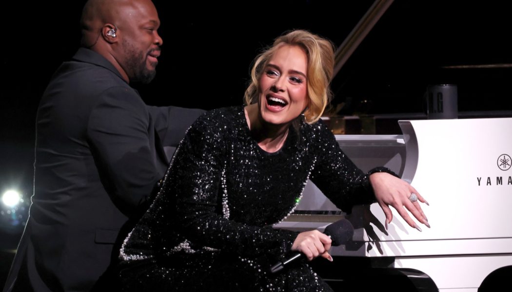 Adele goes off on anti-Pride audience member: "Are you f*cking stupid?"