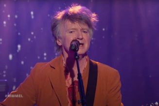 Crowded House perform “Teenage Summer” on Kimmel