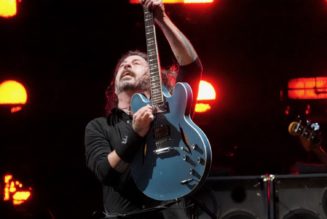 Foo Fighters debut long lost song "Unconditional" at UK tour kick-off