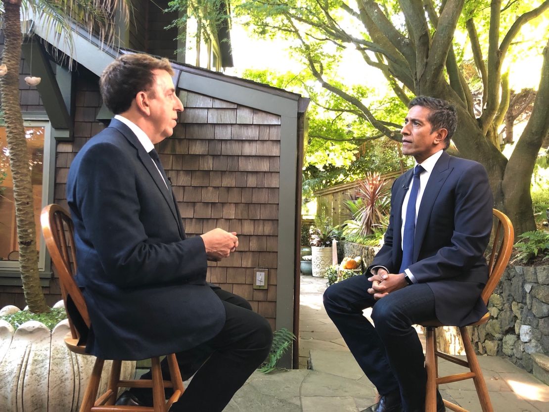 Dr. Dean Ornish speaks to CNN Chief Medical Correspondent Dr. Sanjay Gupta in the documentary <em>“</em>The Last Alzheimer’s Patient,” streaming June 18 on MAX.” class=”image__dam-img image__dam-img–loading” onload=”this.classList.remove(‘image__dam-img–loading’)” onerror=”imageLoadError(this)” height=”1500″ width=”2000″ loading=”lazy”></picture>
    </div>
<div class=