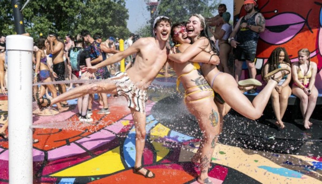 Photos offer a glimpse of Bonnaroo music festival in Tennessee