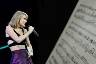 Taylor Swift Can't Read Music?