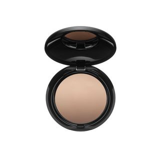 Skin Fetish: Sublime Perfection Blurring Under Eye Powder in Medium