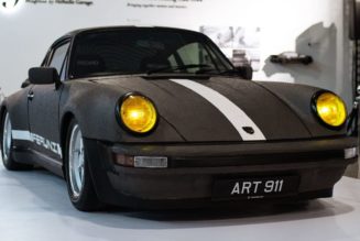 Valhalla Garage's "Art 911 Projekt" Takes Ceramic Coating to the Next Level