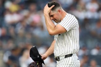 Yankees' Carlos Rodón gets emotional after poor start, consoled by teammate in dugout