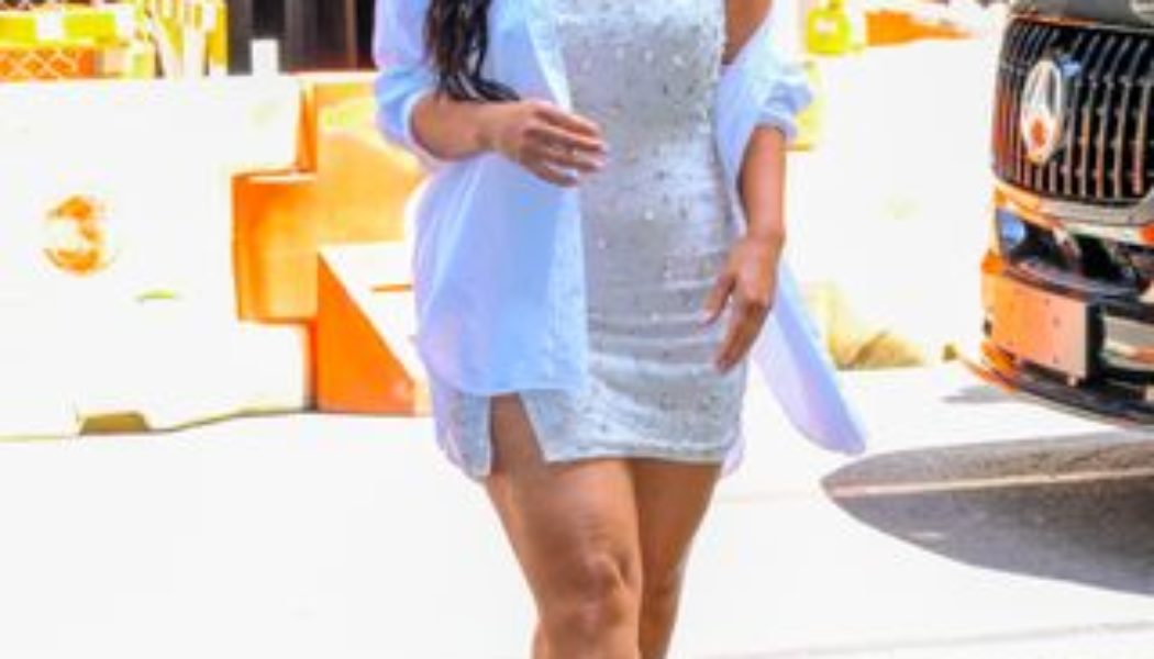 Ashley Graham Wore the Dress Brand That Fashion Brides Are Gatekeeping