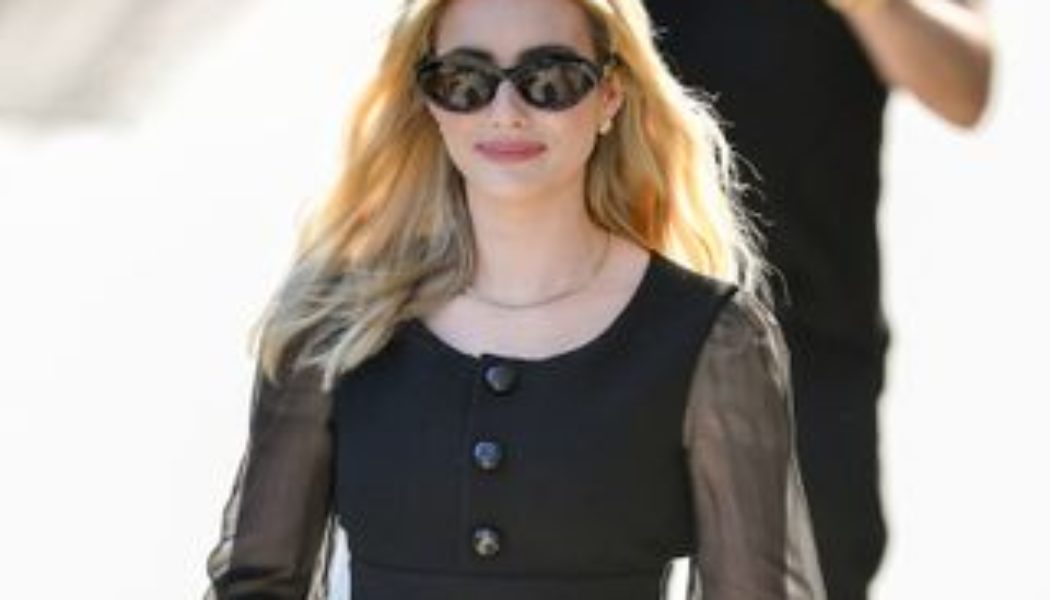 Emma Roberts Just Got Engaged With an Elegantly Classic Ring