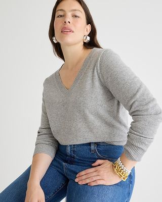 Cashmere Shrunken V-Neck Sweater