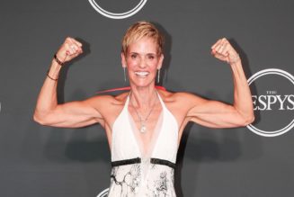 Olympic legend Dara Torres shares advice on how to live healthy lifestyle at 50 years and older