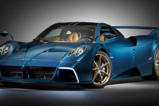 Pagani Releases Its First Manual Transmission Huayra