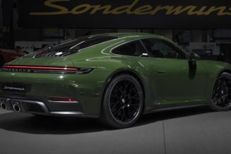 Porsche Celebrates Iberian History with Cuarenta Edition 911