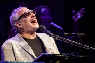 Steely Dan asks RNC cover band to play their anti-Trump song instead