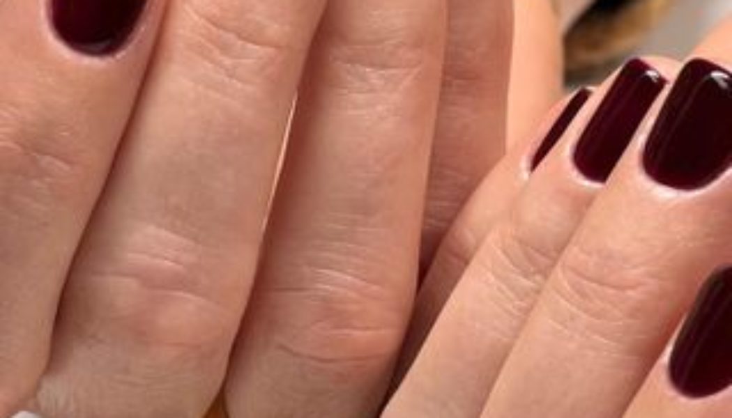 The Anti-Neutral Nail Colour I Keep Seeing on Stylish People This Summer