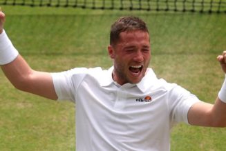 Wimbledon: Great Britain's Alfie Hewett wins wheelchair singles to complete career Grand Slam