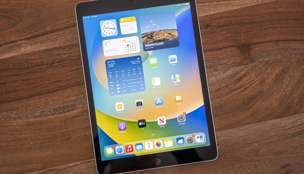 Apple’s last-gen iPad has dropped to $224 for a limited time