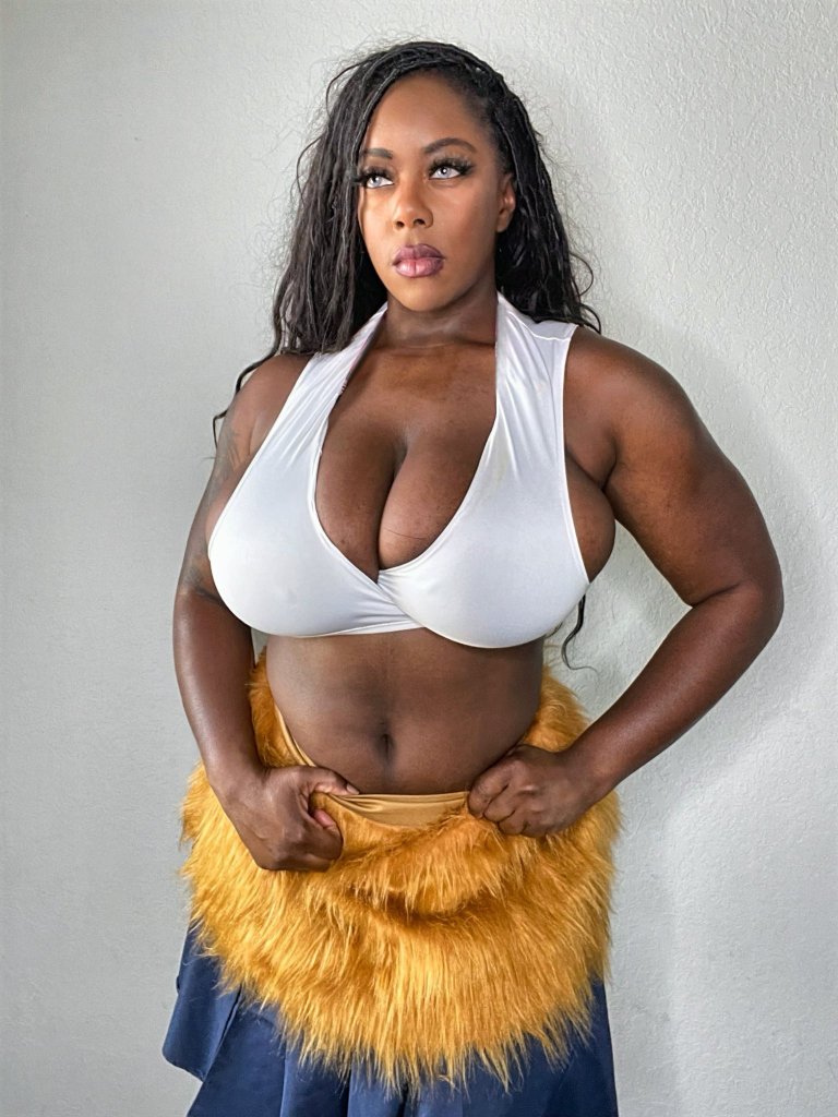 VipPandavii aka Amber Noire aka VIP Panda