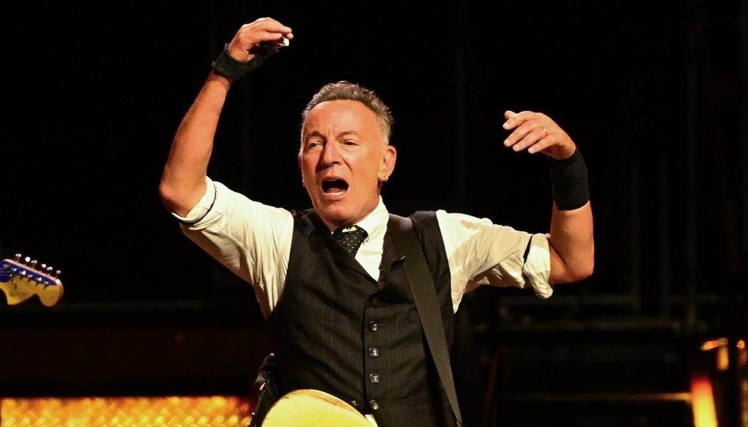 Bruce Springsteen: "We ain't doing no farewell tour bullshit!"