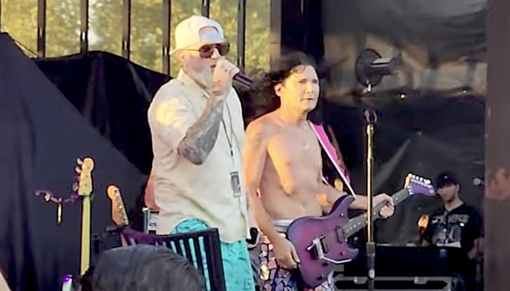 Fred Durst goes onstage to confirm Corey Feldman's crazy guitar solo is real: "He's f**king doing it"