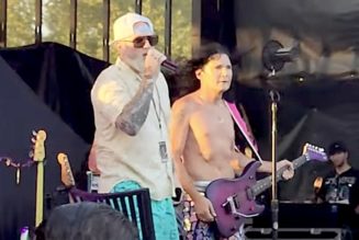 Fred Durst goes onstage to confirm Corey Feldman's crazy guitar solo is real: "He's f**king doing it"