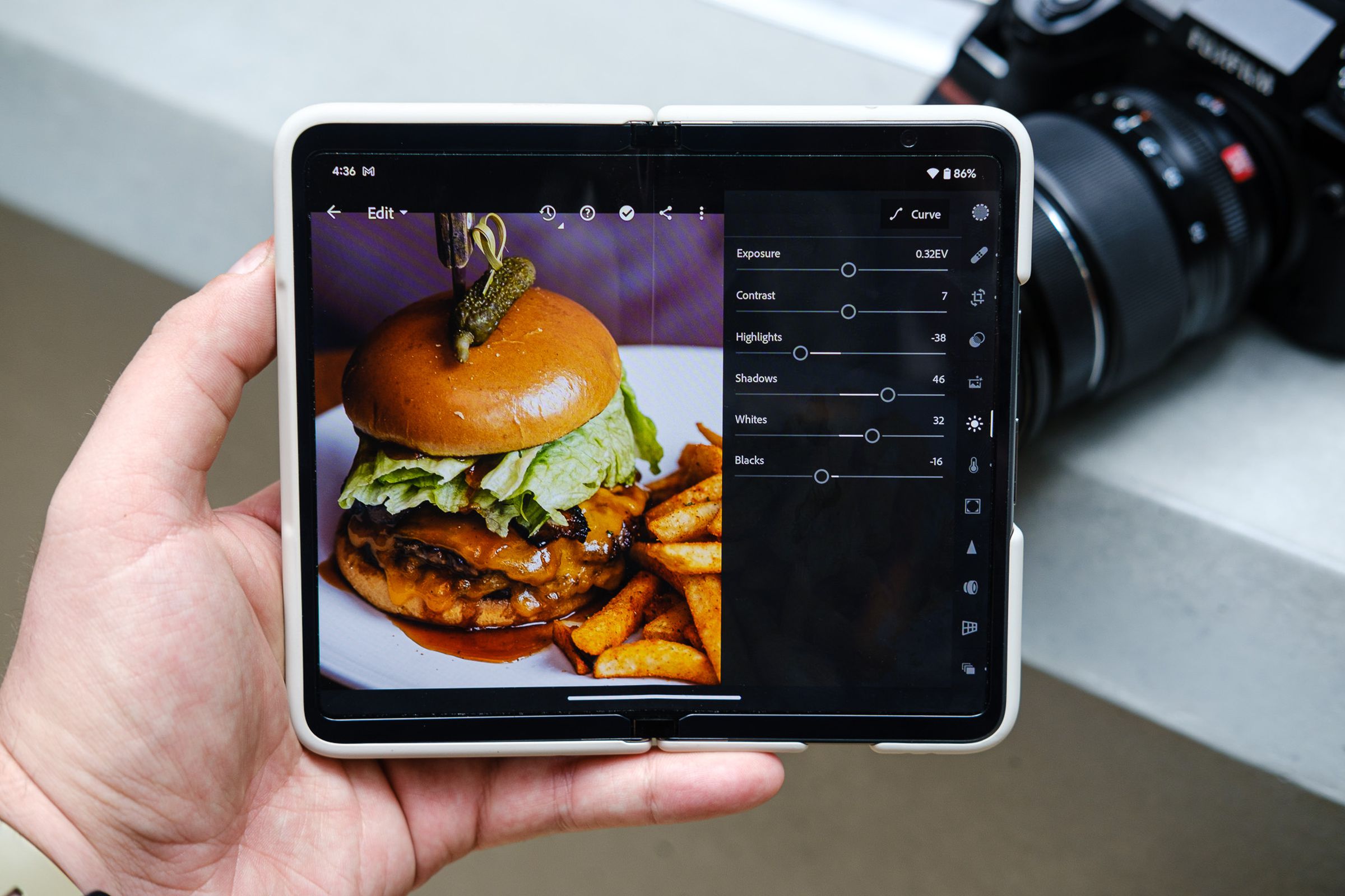 A photo showing the software of Google’s Pixel Fold smartphone.