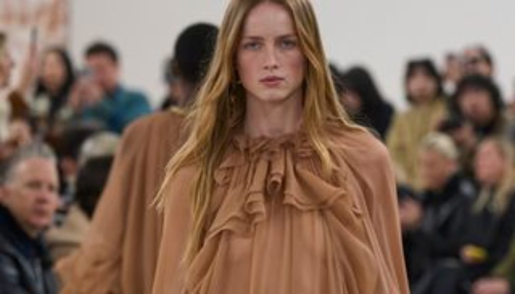 H&M Just Released a £35 Version of Autumn's Most Dominant Runway Trend