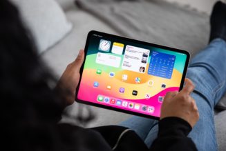 iPad sales rebound as Apple nears big push into AI