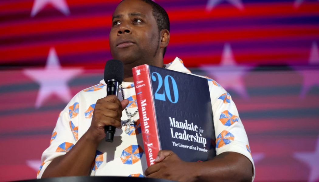 Kenan Thompson Comically Blasts Project 2025 With DNC Skit