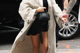 Kourtney Kardashian's Simple Flat Shoes Are the Antithesis of Trendy