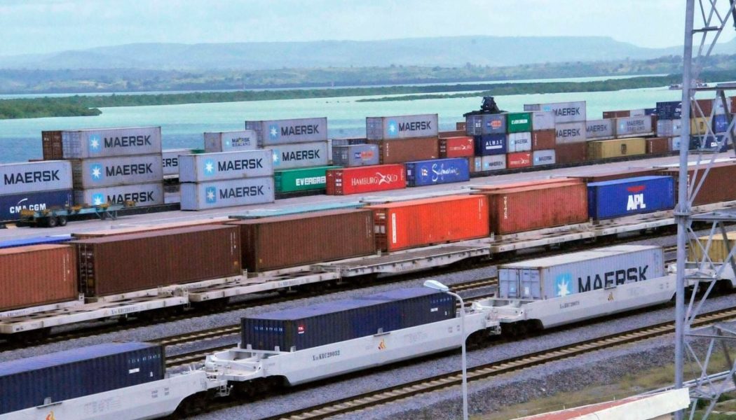 KPA offloads cargo from vessel grounded off Mombasa port