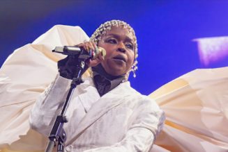 Ms. Lauryn Hill blames media "sensationalism" for low ticket sales, tour cancelation