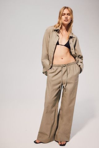 Wide Linen-Blend Trousers