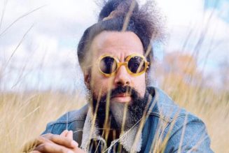 Reggie Watts on His New Special Never Mind, His Autobiography, and "Everybody Wants to Rule the World": Podcast