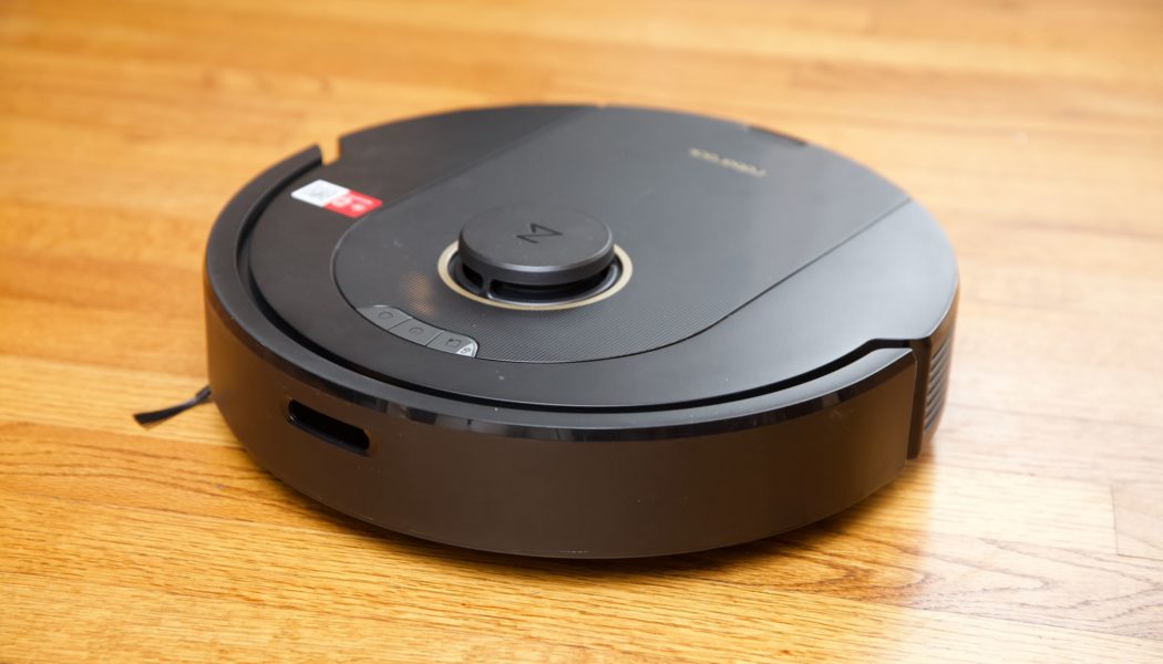 Roborock’s pet-ready Q5 Pro robot vacuum is on sale for under $200