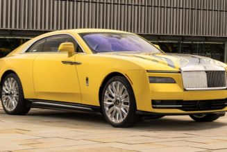 Rolls-Royce Unveils Latest Bespoke Build: The Spectre "Semaphore"