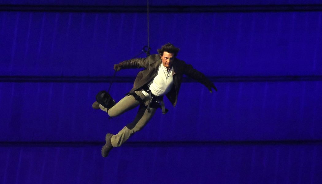 Tom Cruise rappels, skydives his way from Paris to LA for Olympic closing ceremony