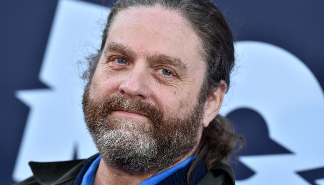 Zach Galifianakis wishes Democrats “would step back from the celebrities,” focus on “rural America”