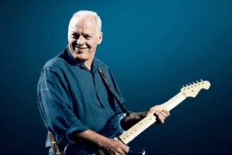 David Gilmour says it would be a "dream" to sell Pink Floyd's catalog and get out of the "mud bath"