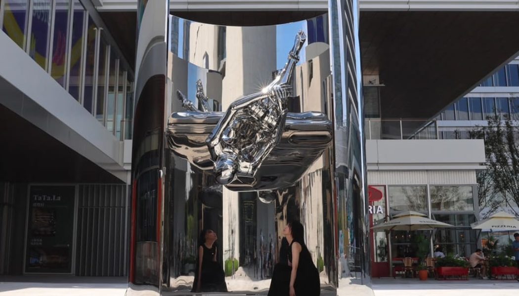 Hajime Sorayama Unveils Sleek Public Art Sculpture in Shanghai