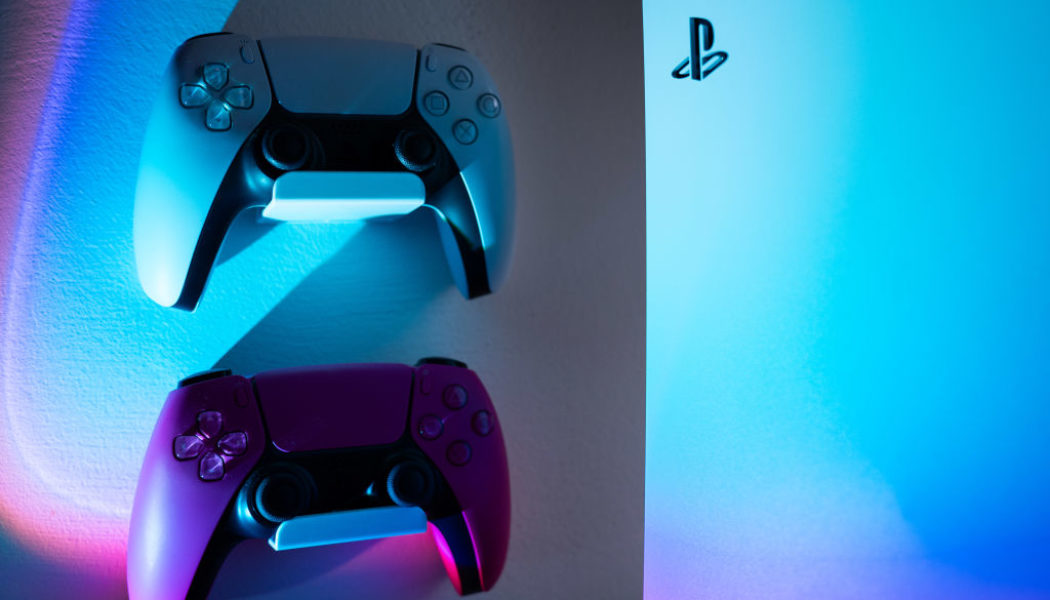 PS5 Pro Design & Price Allegedly Leak, Gamers React