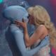 Sabrina Carpenter kisses an alien during medley performance at 2024 MTV VMAs