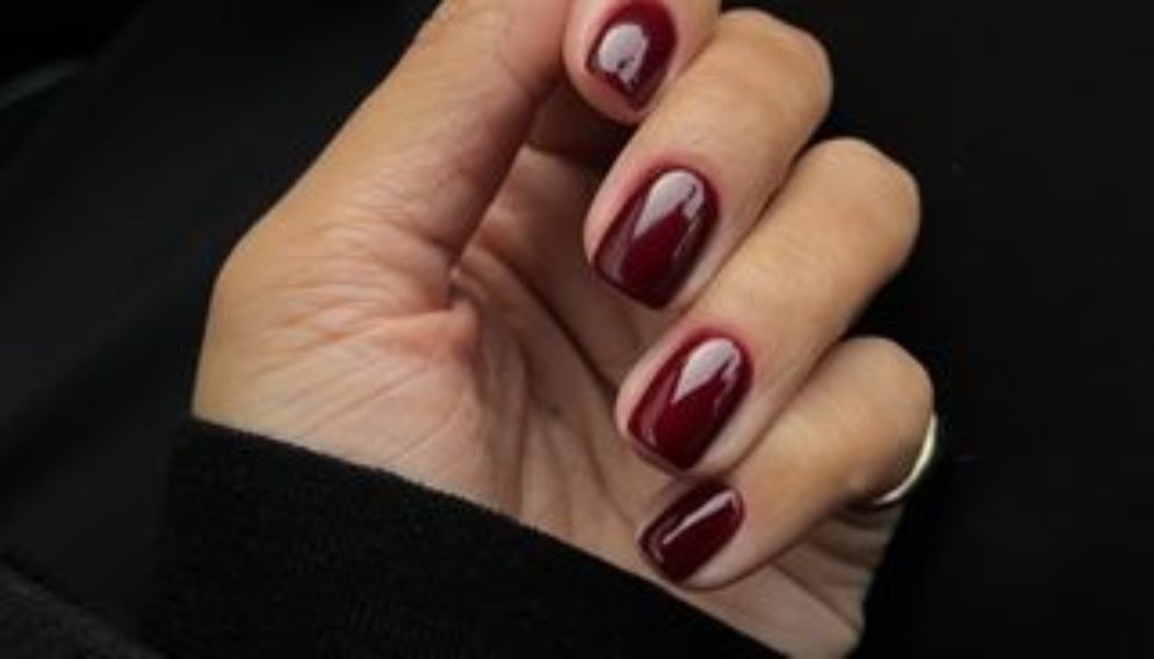 Sorry, Neutrals—This Dark Autumn Nail Colour Is What Stylish Types Are Asking For Now