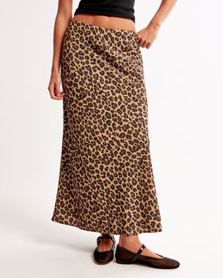 Mid Rise Pattern Maxi Skirt