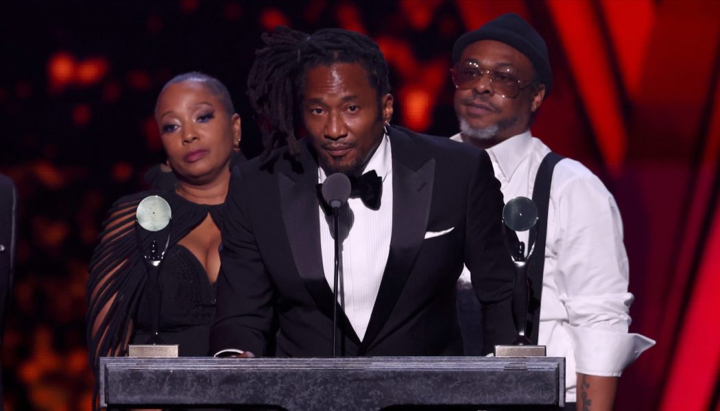 A Tribe Called Quest inducted Into Rock Hall with all-star tribute performance