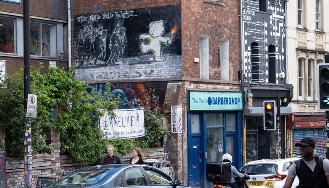 Bristol Building With Early Banksy Mural to Hit Auction