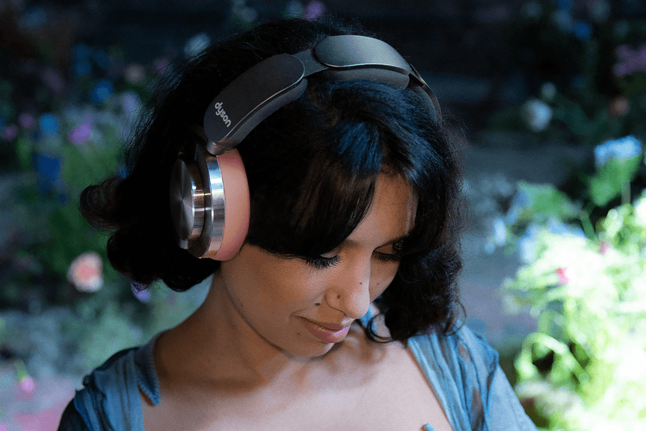 Dyson Announces Raye as its Latest Global Ambassador Collaboration Headphones London Music Rnb Stormzy